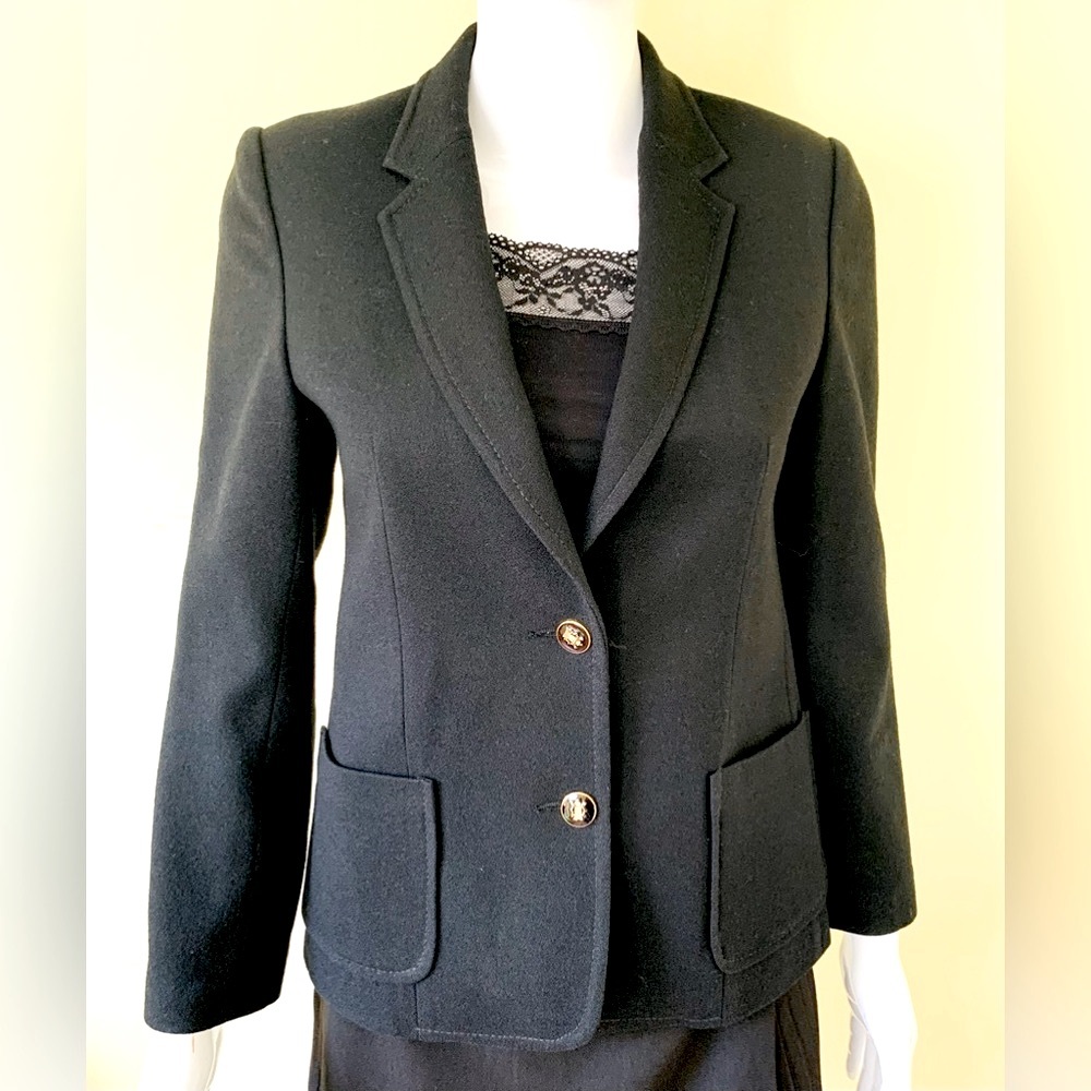 Classic chique black wool blazer jacket two buttons closure two front pockets